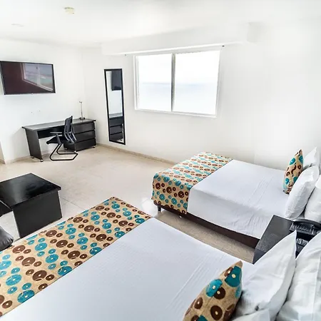 Hotel Plaza 4*